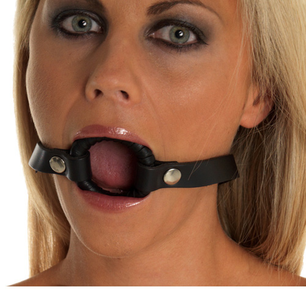 Keeping mouth open during bdsm deepthroat