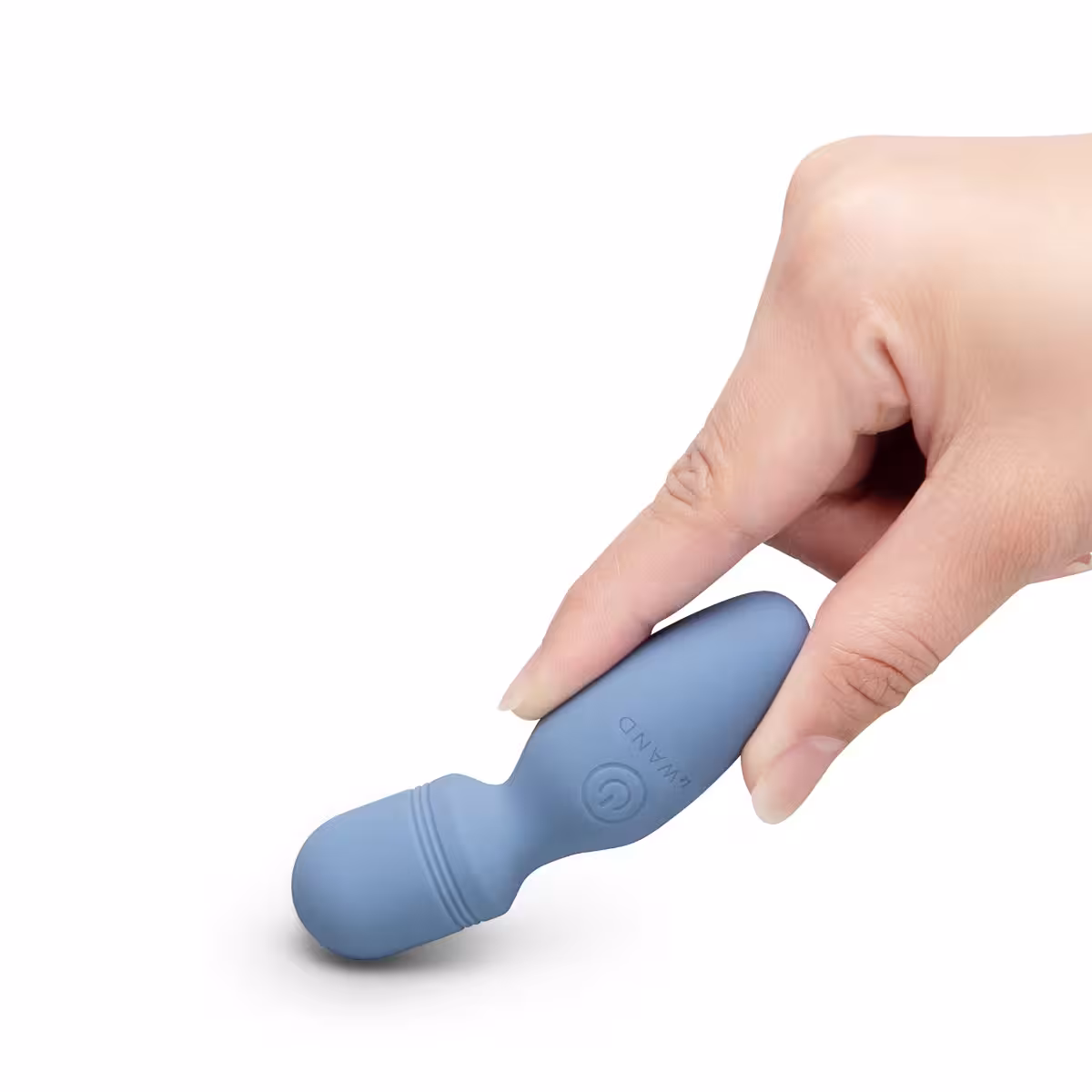 Le Wand Mini Vibe Pocket Wand – Compact Rechargeable Vibrator for Solo & Partner Play image 8