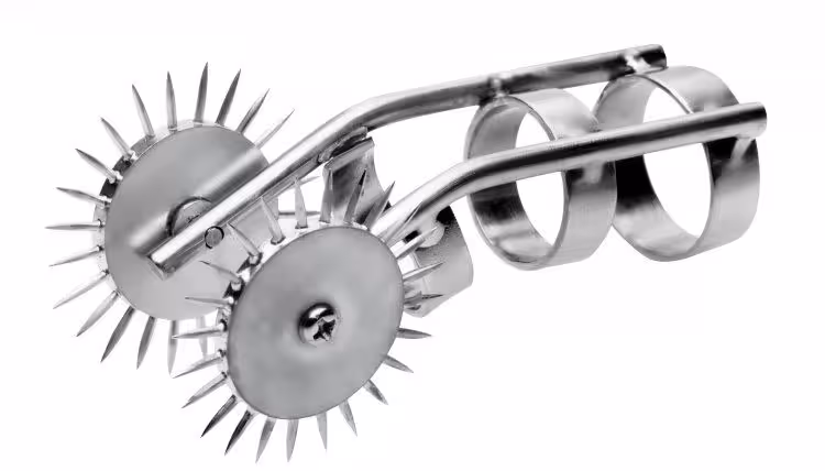 Master Series Spikes Double Finger Pinwheel image 3
