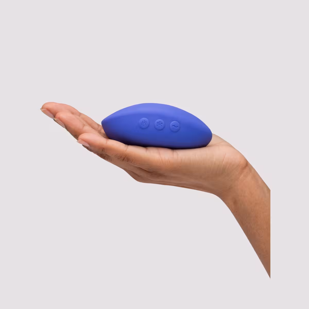 We-Vibe Temp Lay-On Clitoral Warming Vibrator in Lavender image 3