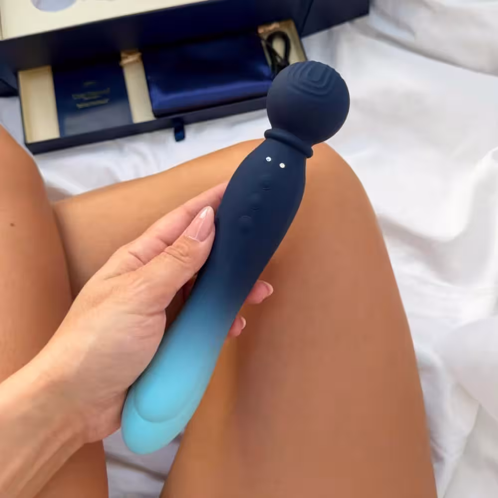 MYLO 3-in-1 Body Wand Massager Water image 5